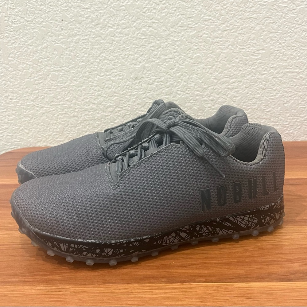 Nobull Turf Trainers Womens 8.5 / Mens 7 Gray Athletic Training Shoes Sneakers